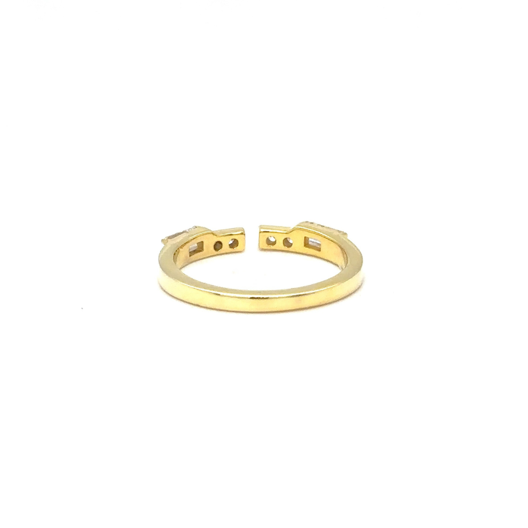 The East-West Ring Set