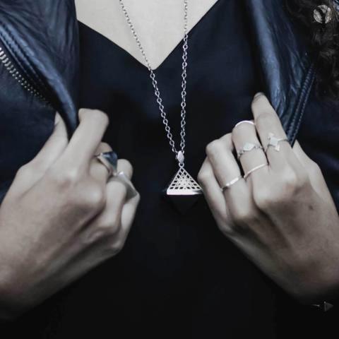 Tri Arrow Band