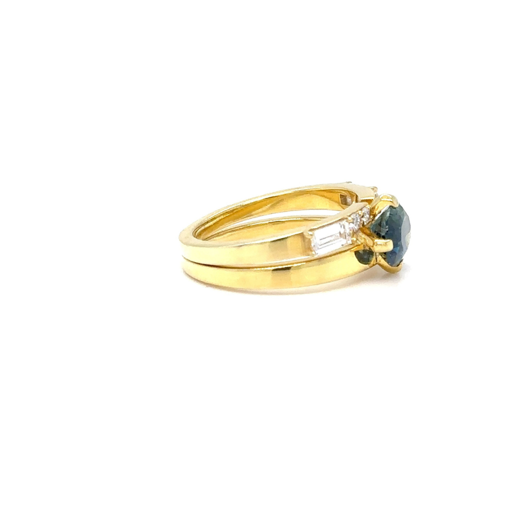 The East-West Ring Set