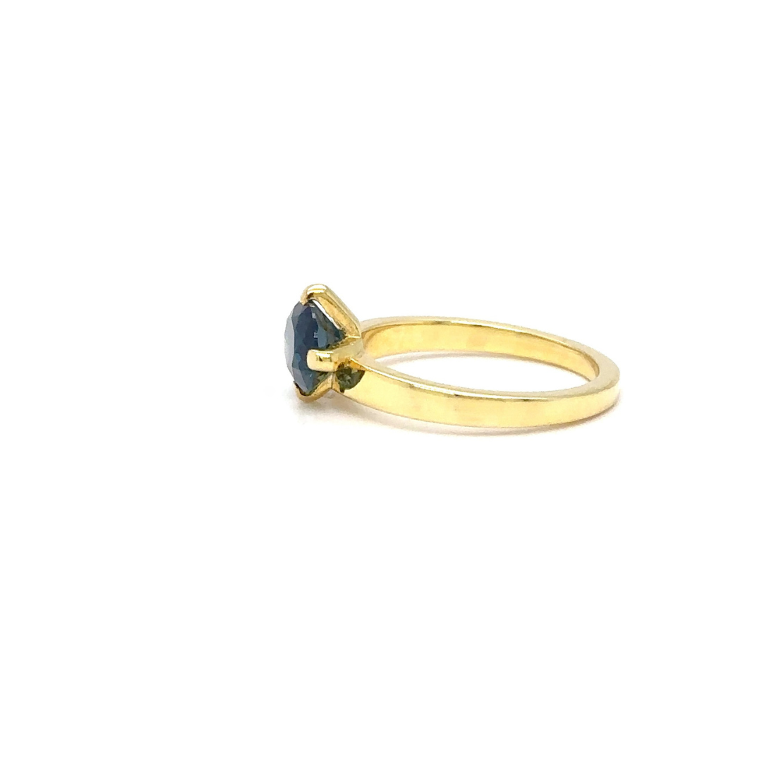 The East-West Ring Set