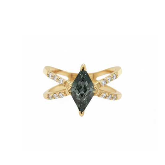 Aquarius Rising Ring